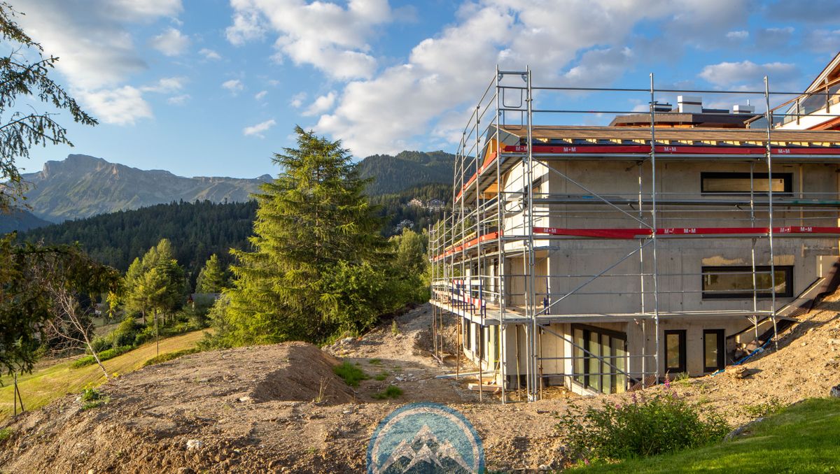 Opportunité à saisir : Chalet de prestige en cours de construction à Crans-Montana - Photo de présentation