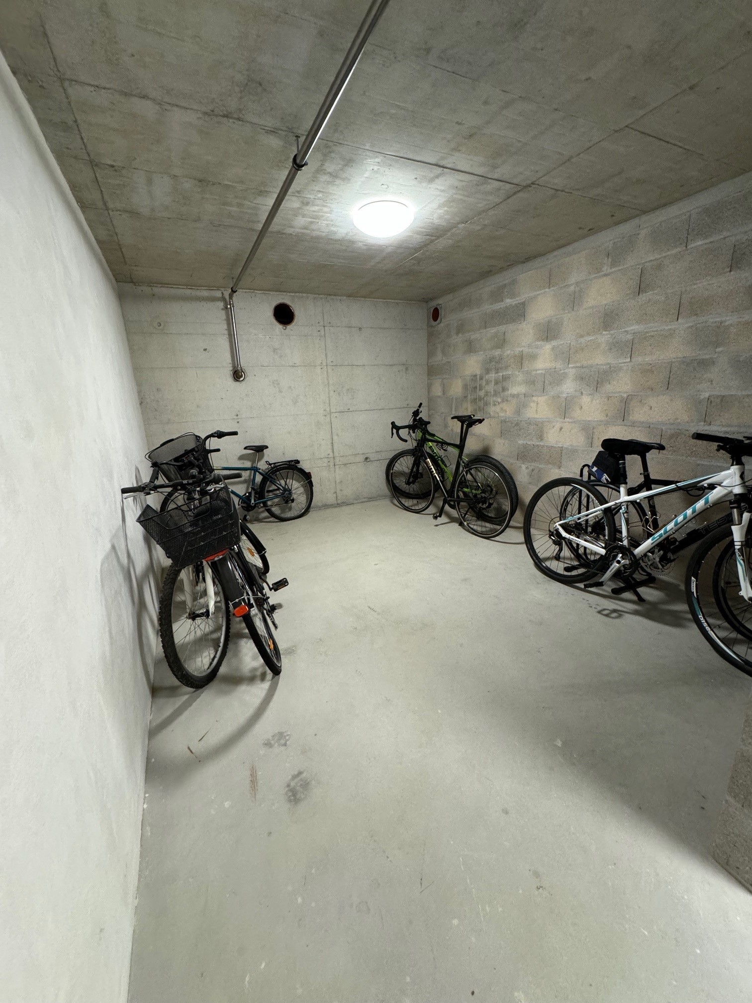 fppbhsrxty__parc_a_velo_oberdorfstr_24