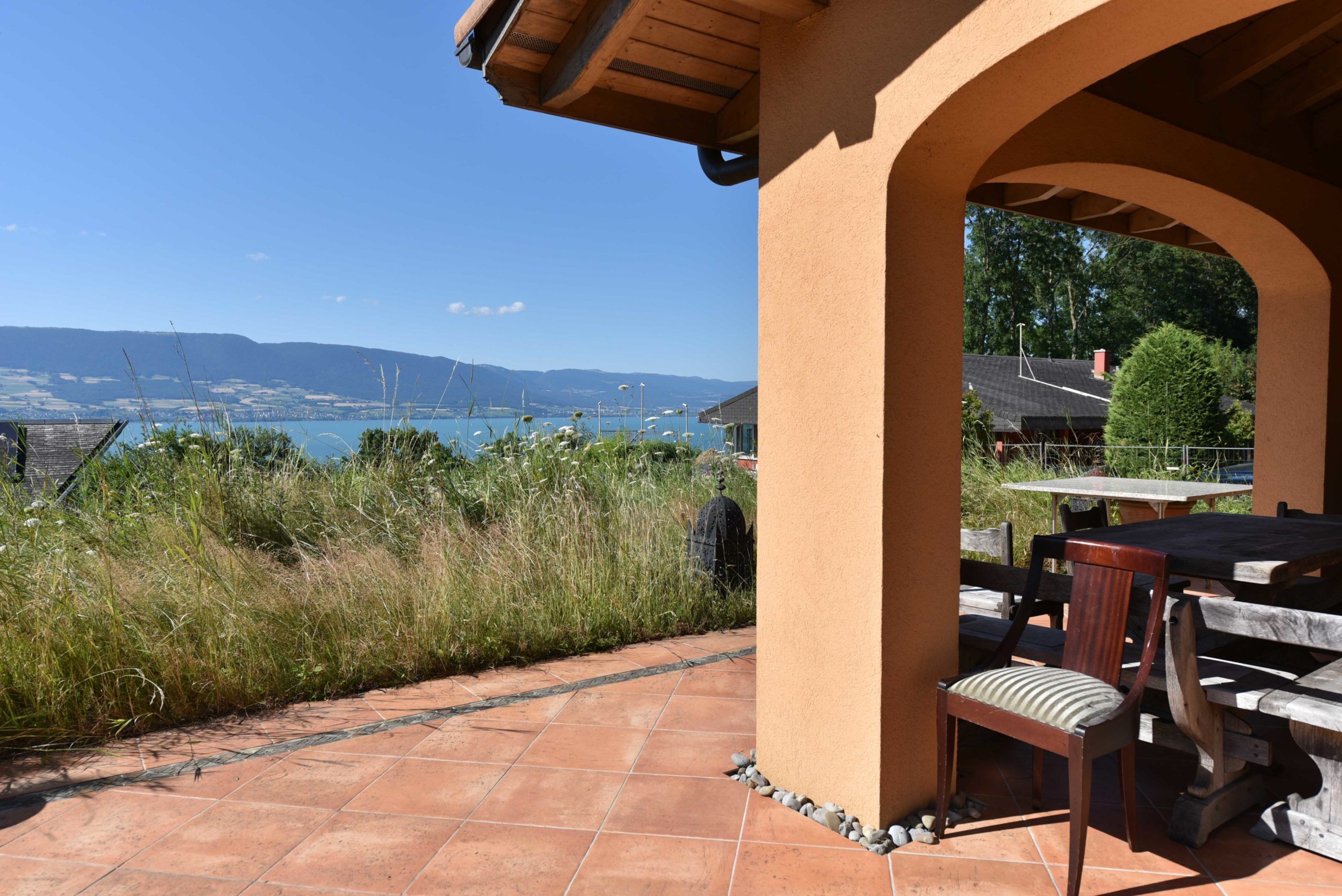 Villa individuelle moderne avec vue sur le lac – Châbles - Photo de présentation