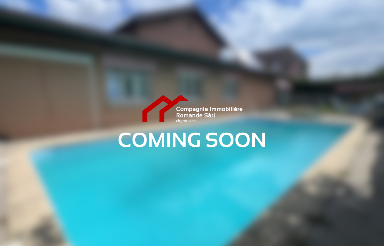 Confort, espace et lumière – Villa mitoyenne avec piscine - Photo de présentation