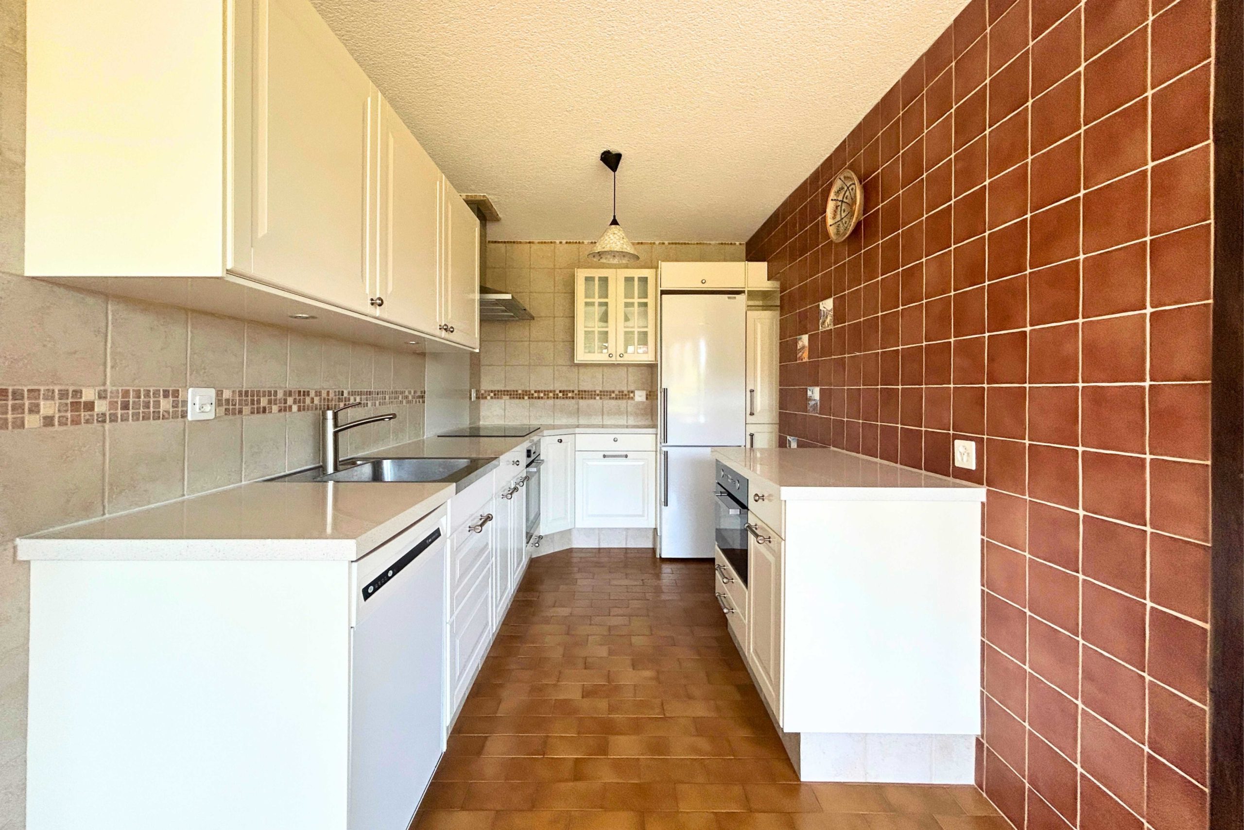 Bel appartement de 3.5 pièces avec balcon et potentiel locatif – proche du lac - Photo de présentation