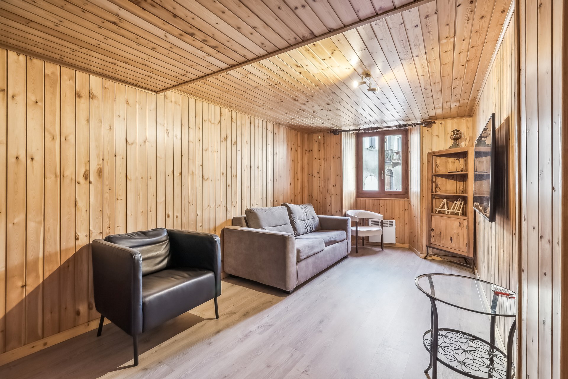 backbone_586666-a_013_web_2025-11-28-163234