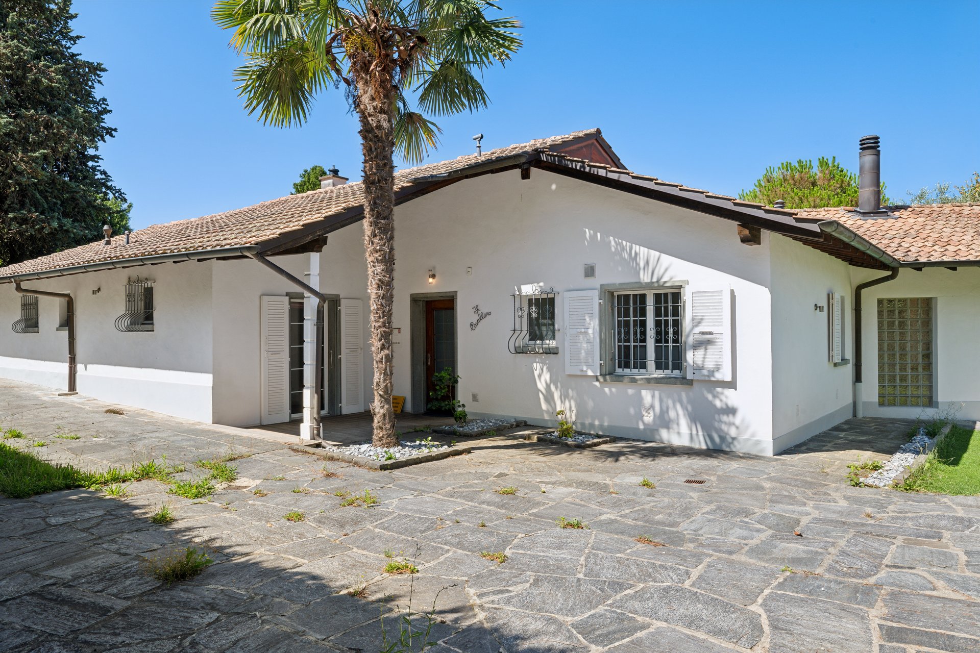 backbone_559425-a_040_web_2025-07-21-140739