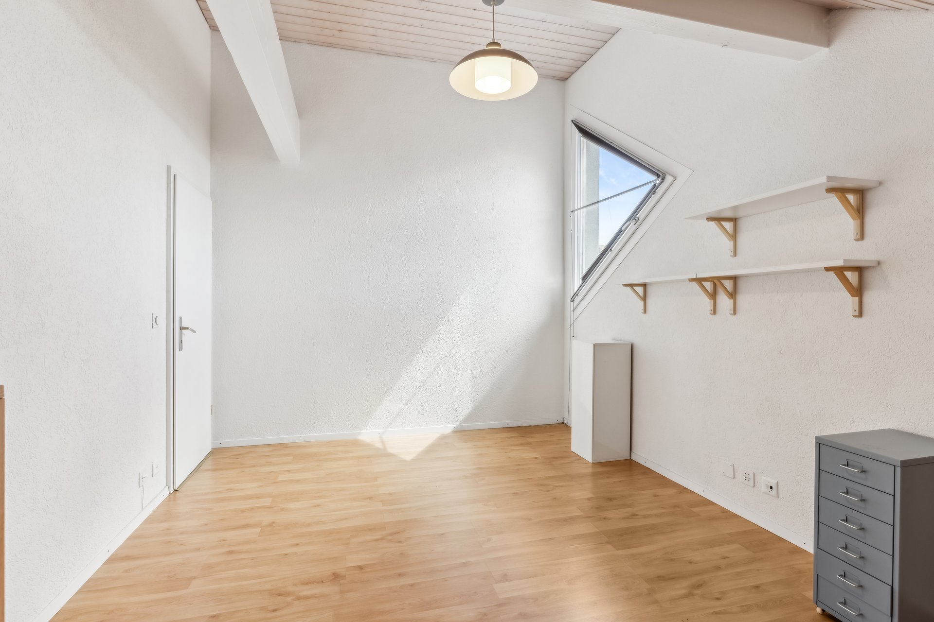 backbone_568918-a_035_web_2025-09-09-073818