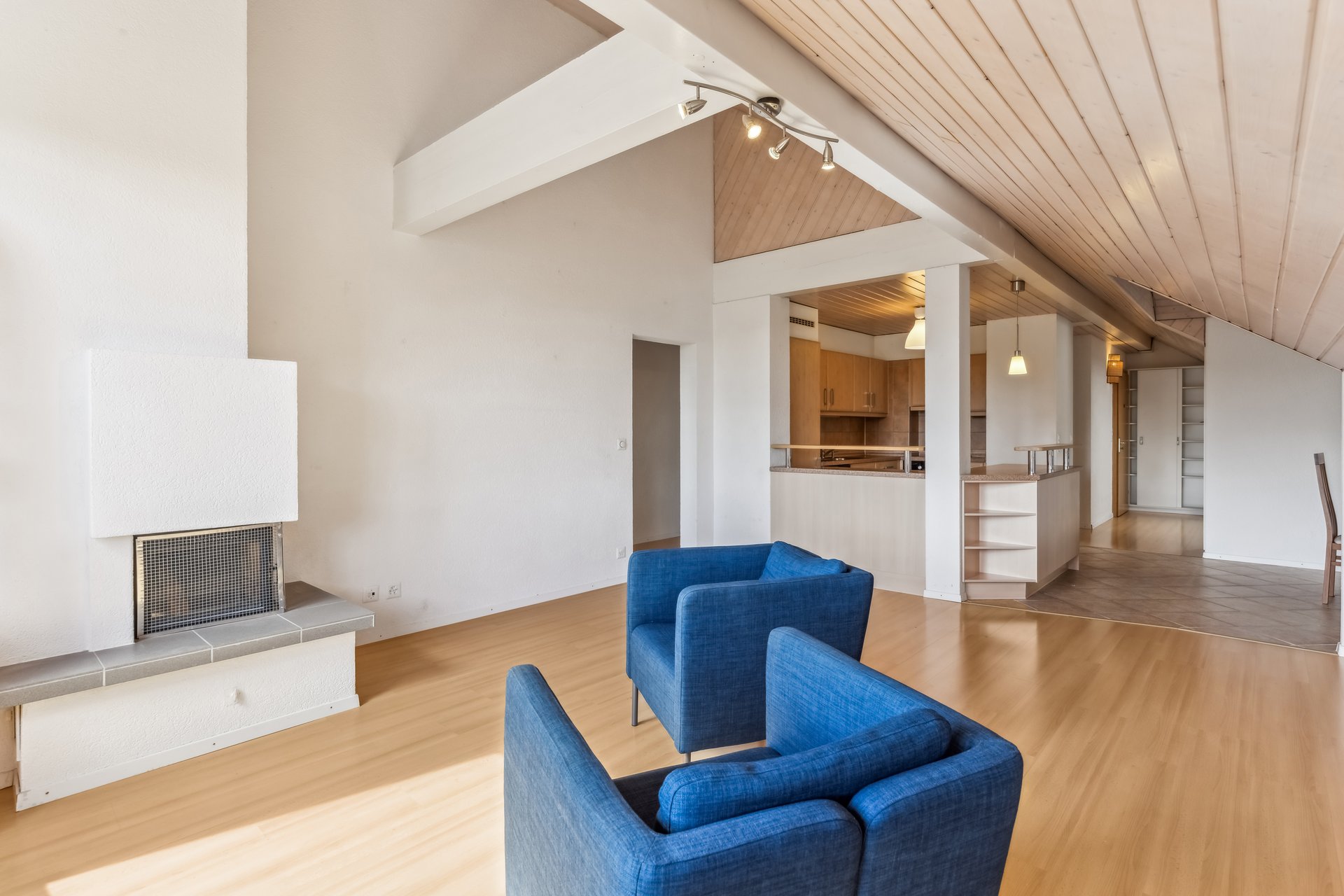 backbone_568918-a_043_web_2025-09-09-073818