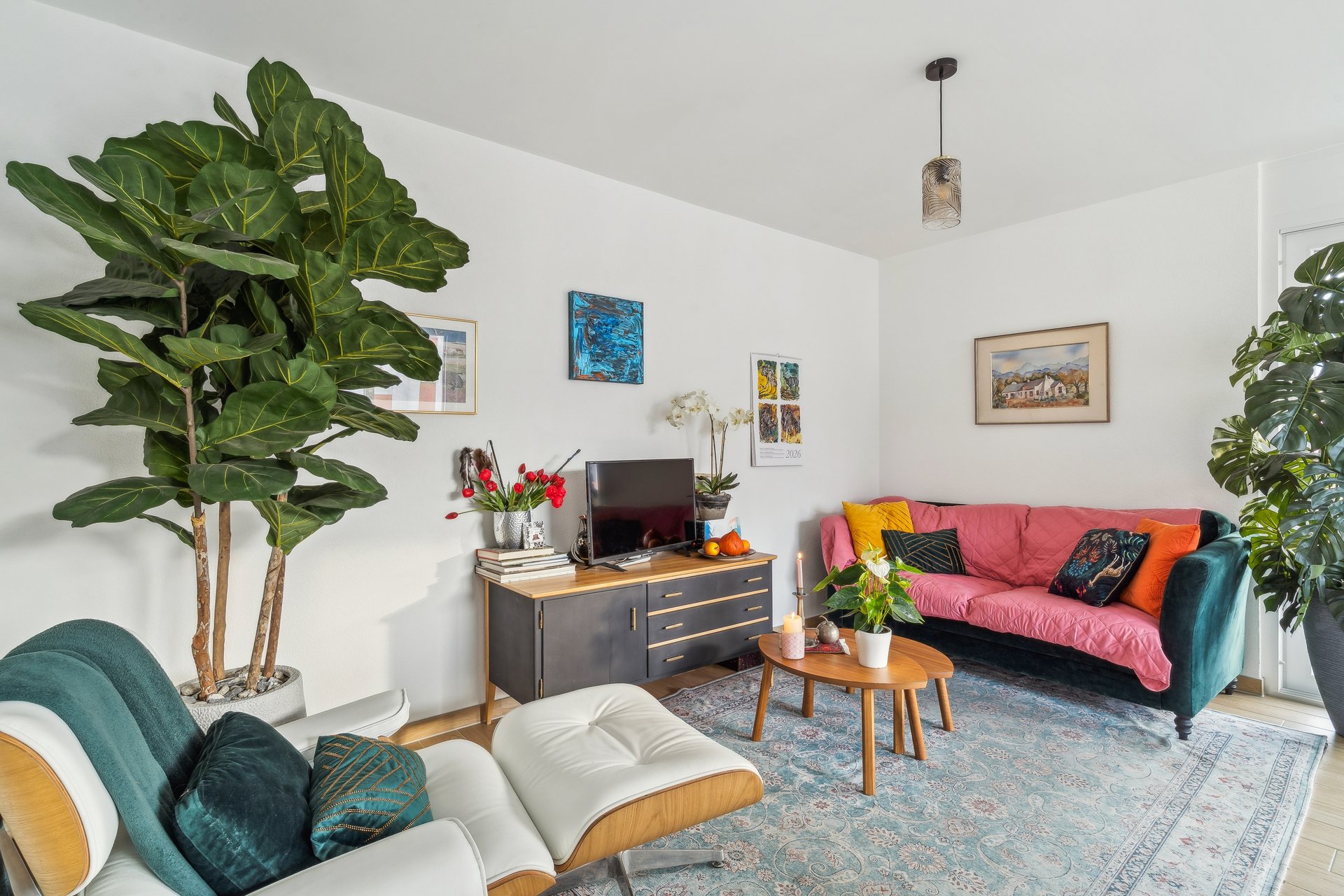 backbone_585403-a_022_web_2025-12-01-164117