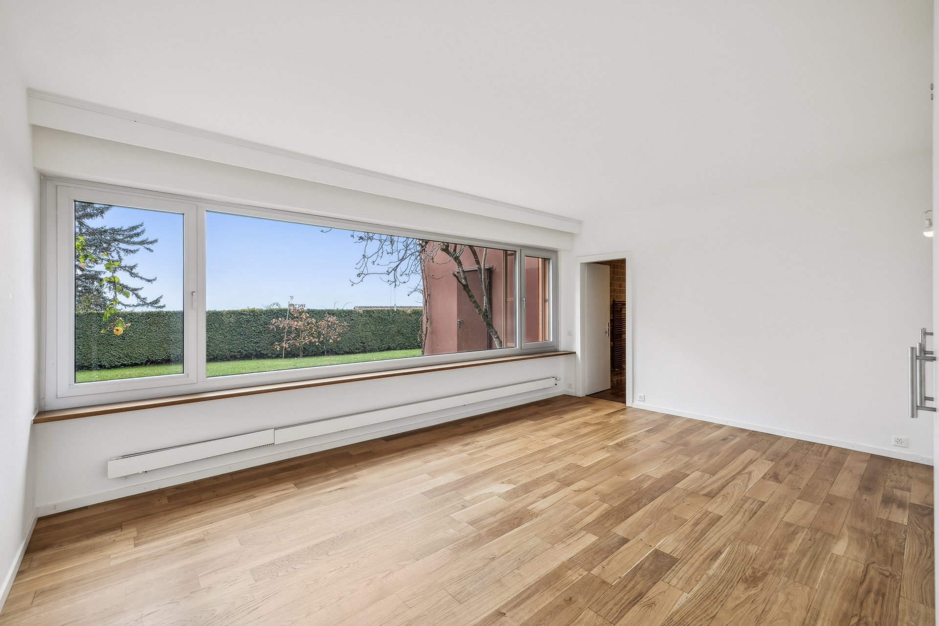 backbone_587769-a_007_web_2025-12-04-123234