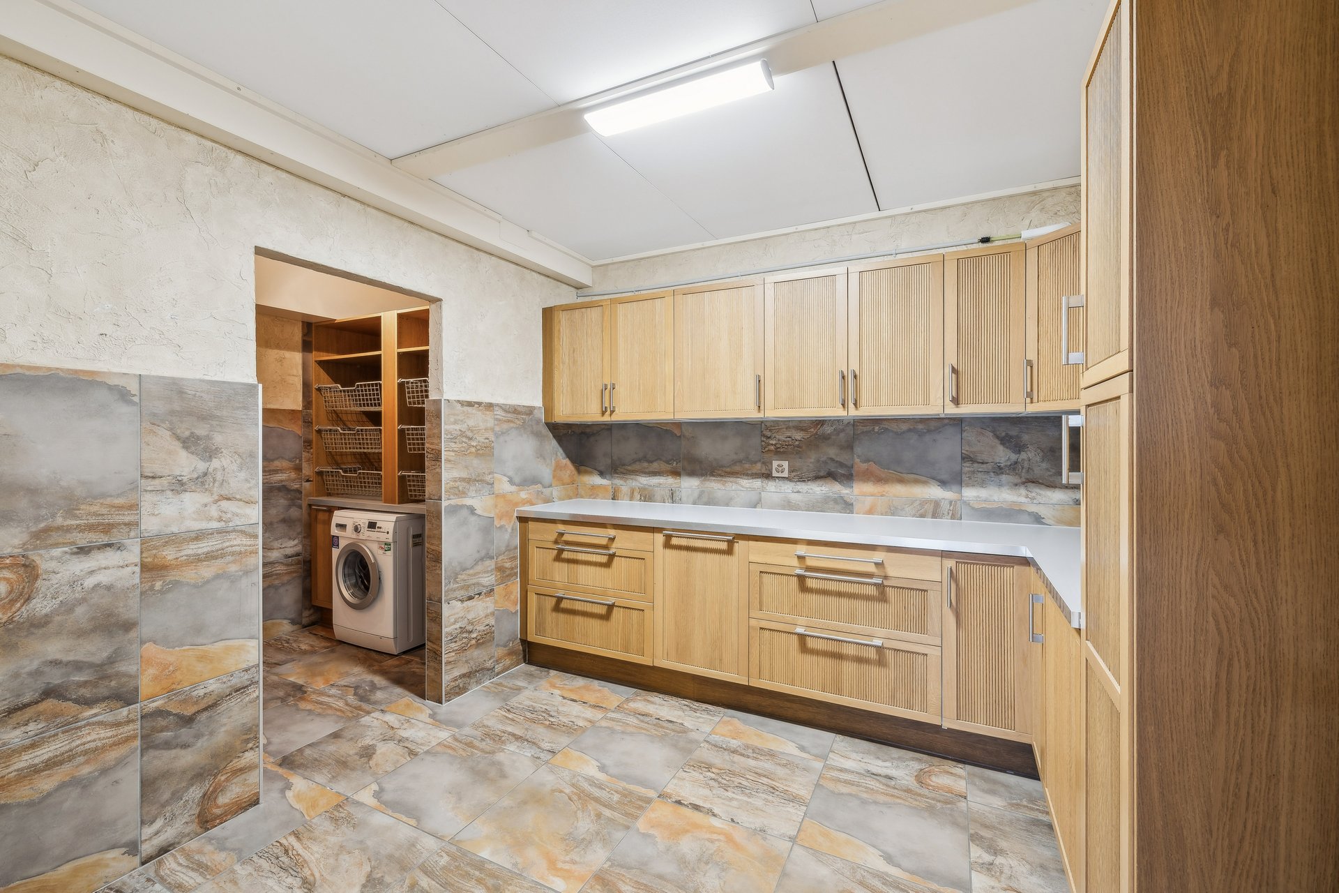 backbone_587769-a_010_web_2025-12-04-123234