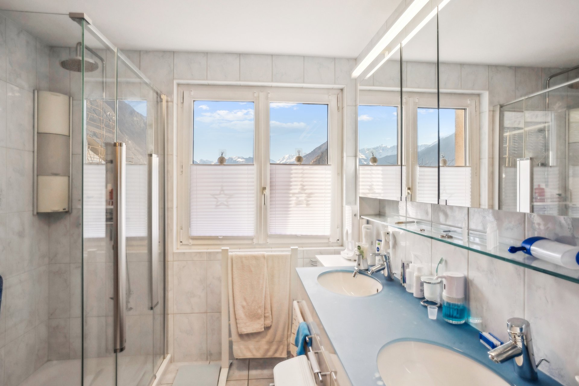 backbone_588656-a_019_web_2025-12-11-104111