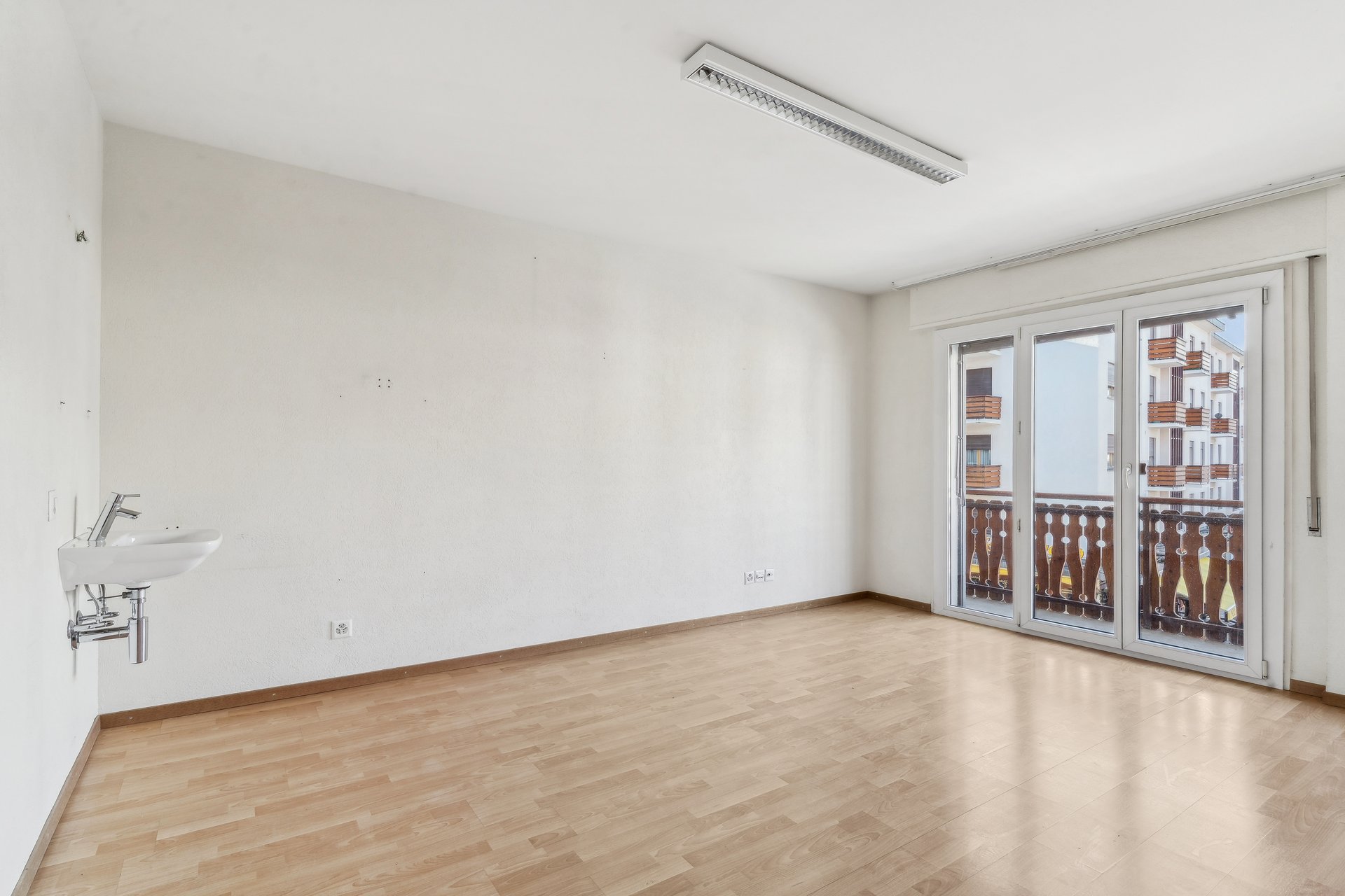 backbone_590243-a_025_web_2025-12-20-171009