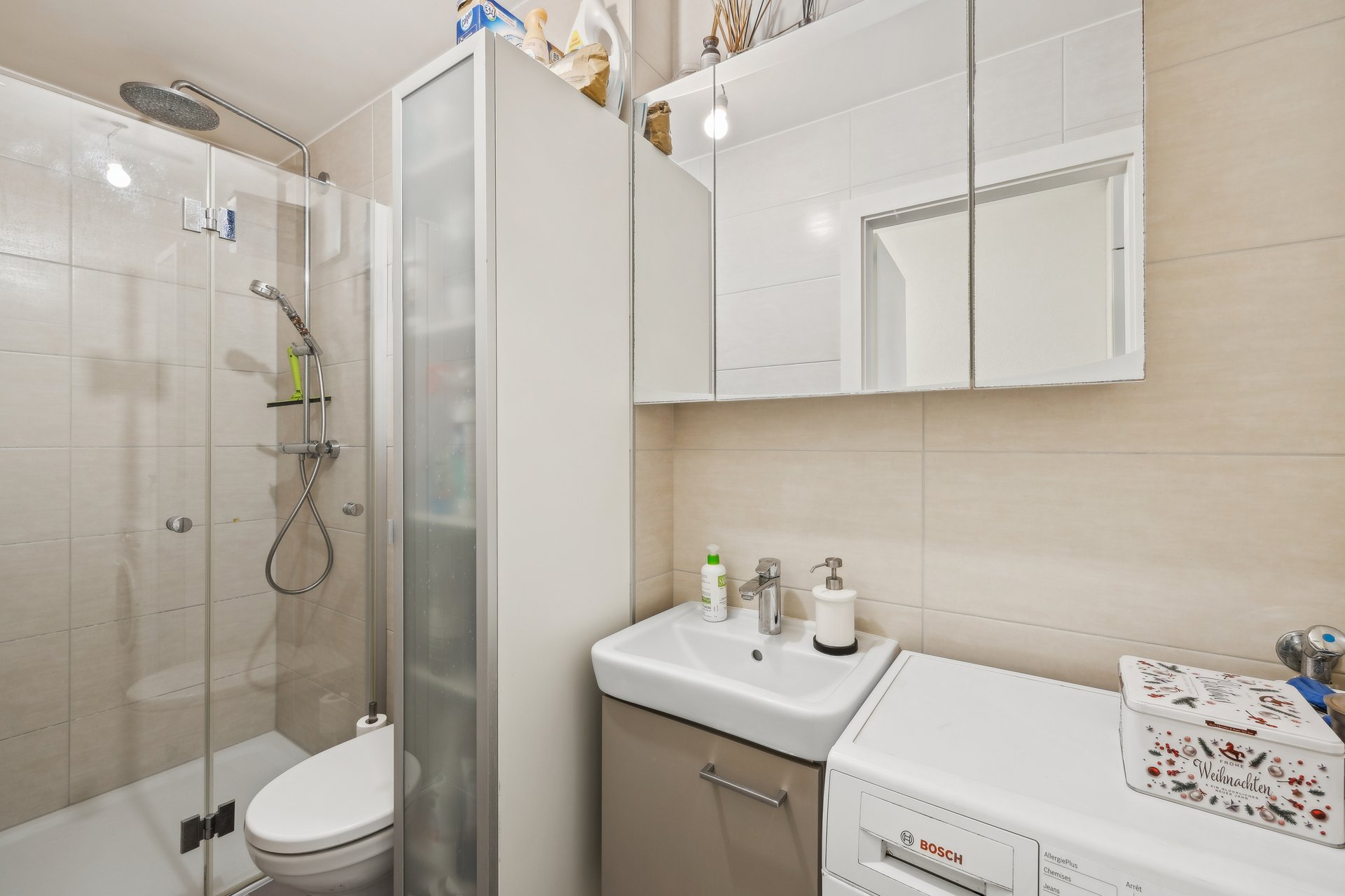 backbone_590245-a_013_web_2025-12-19-125850