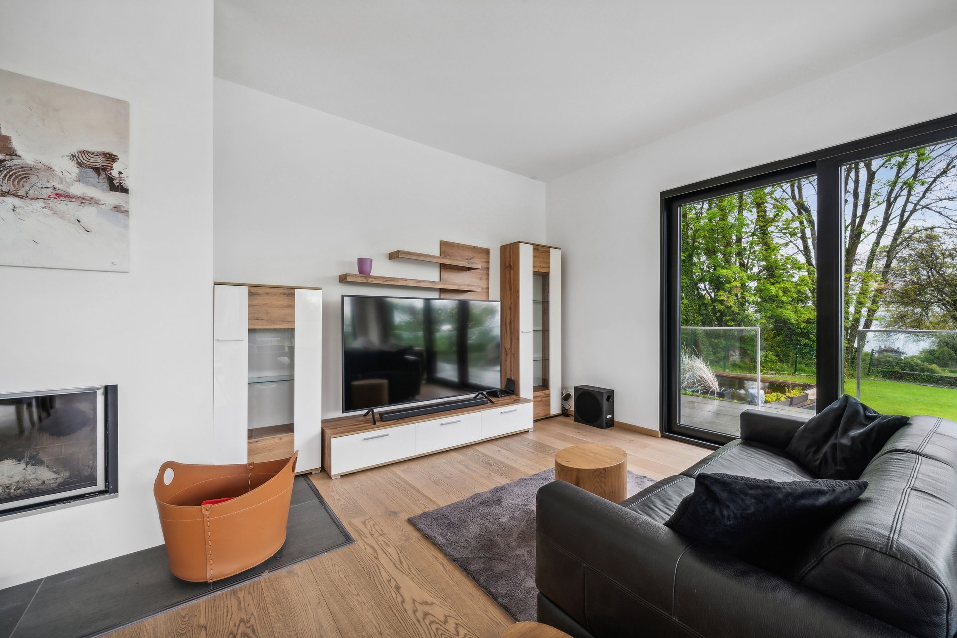 hzajjtkton__backbone_502636-a_059_web