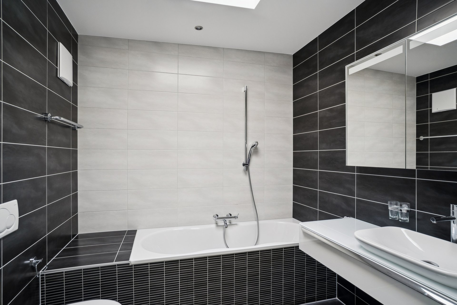 backbone_592166-A_008_WEB