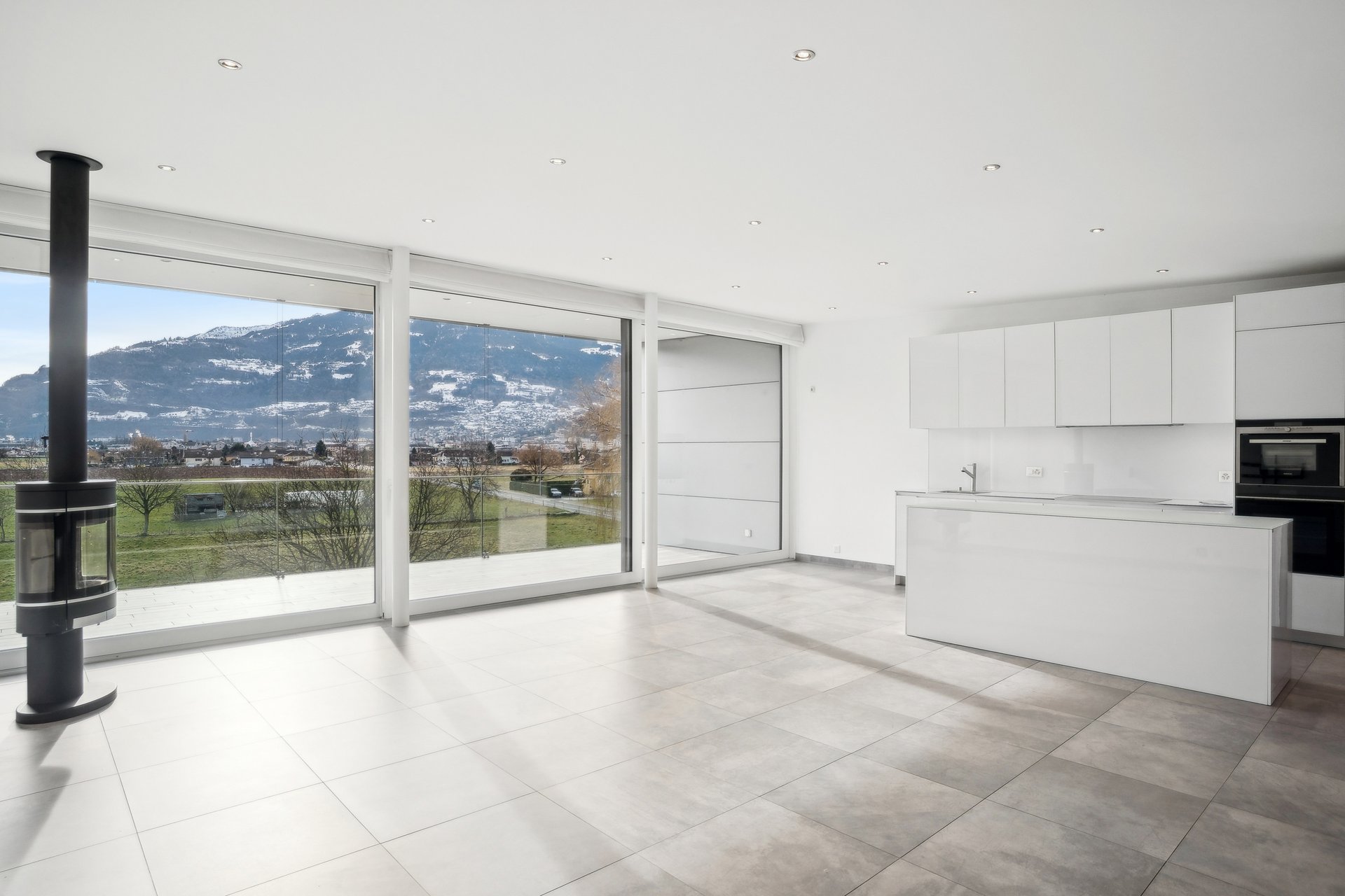 backbone_592166-A_041_WEB