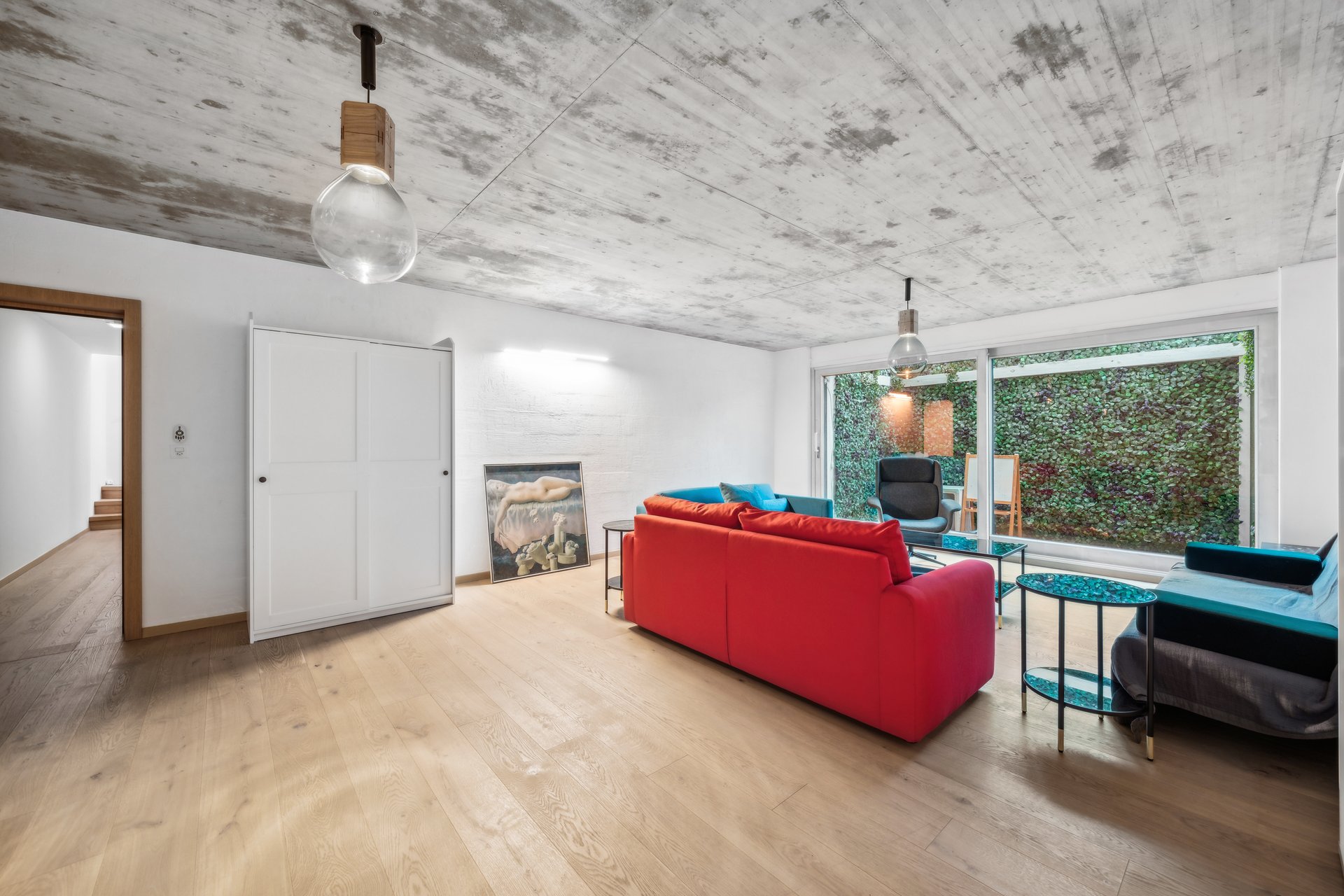 rwbuohmguj__backbone_502636-a_116_web