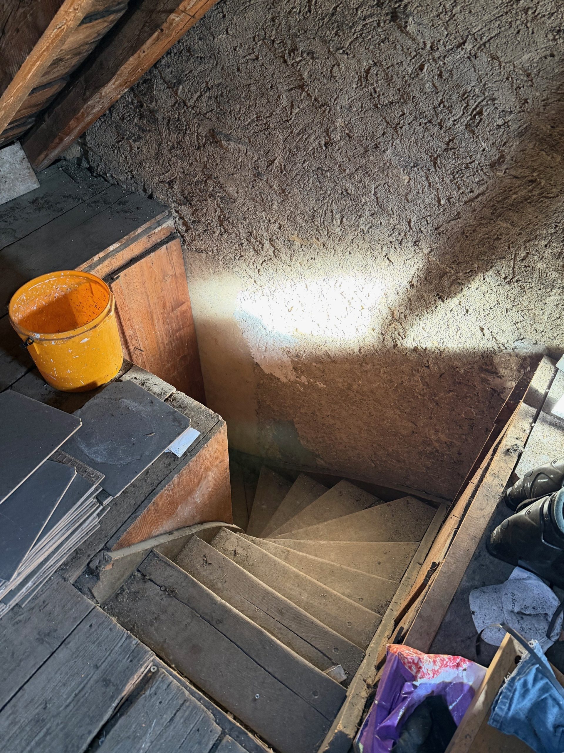 Acces_combles_Paix_97