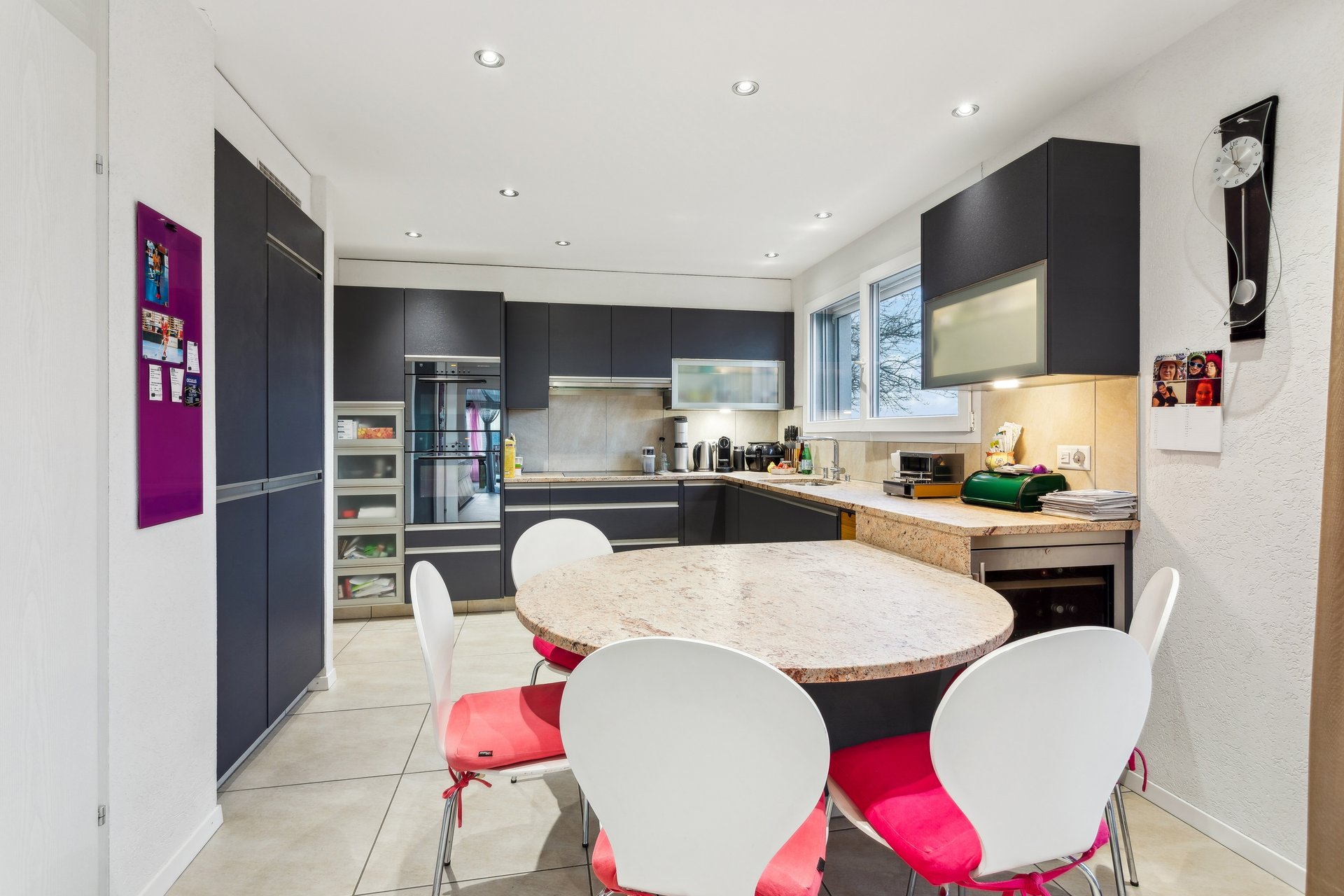 597252-A-backbonephoto-028__0Q3rn-INlJlAuEd7Zm61w