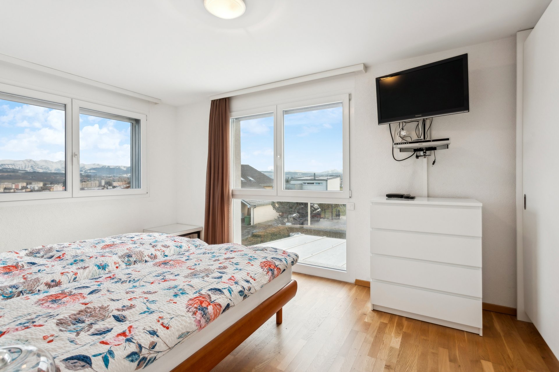 597252-A-backbonephoto-037__WNEz3LCFcOeGq2wAIozEZ