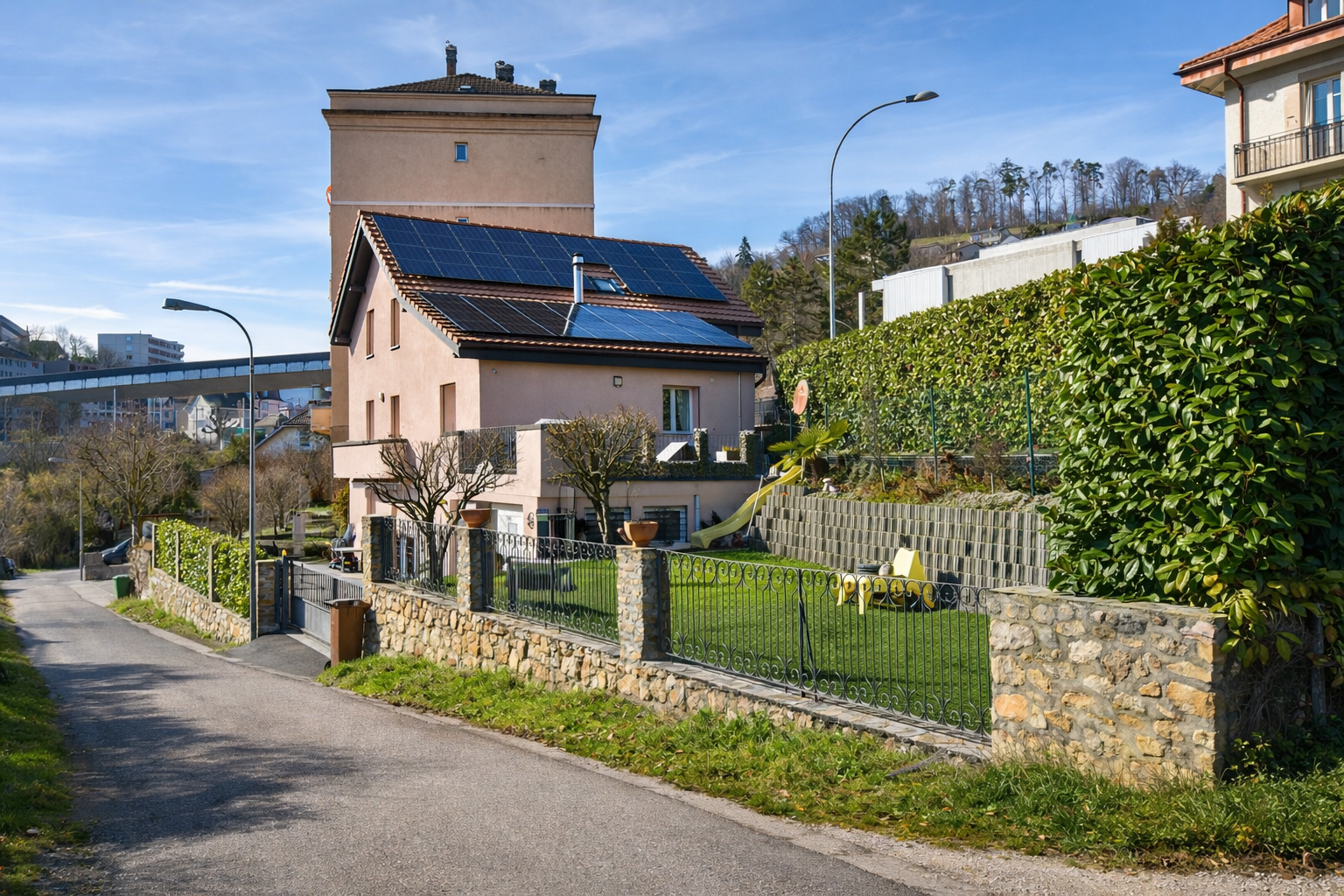 Maison familiale avec possibilité de studio indépendant - Photo de présentation