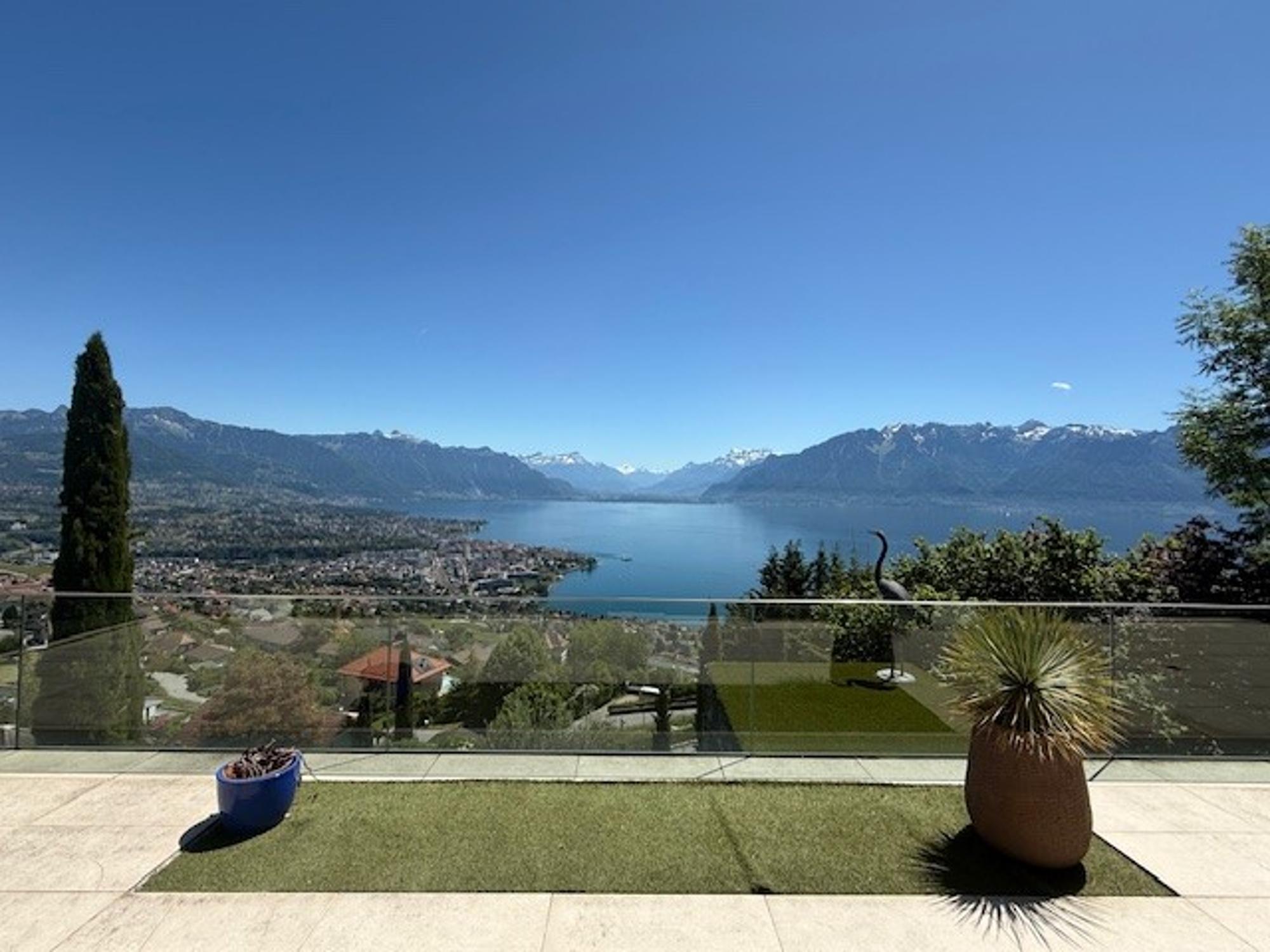 cd753343ea3bc379923a0892f93f0043