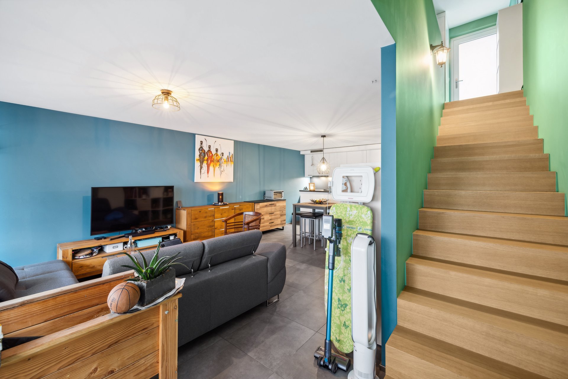 njfvptkicm__backbone_515632-a_022_web