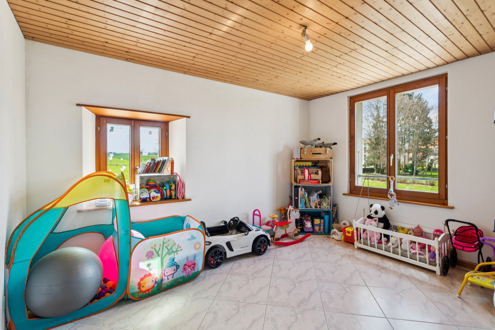 610522-A-backbonephoto-037