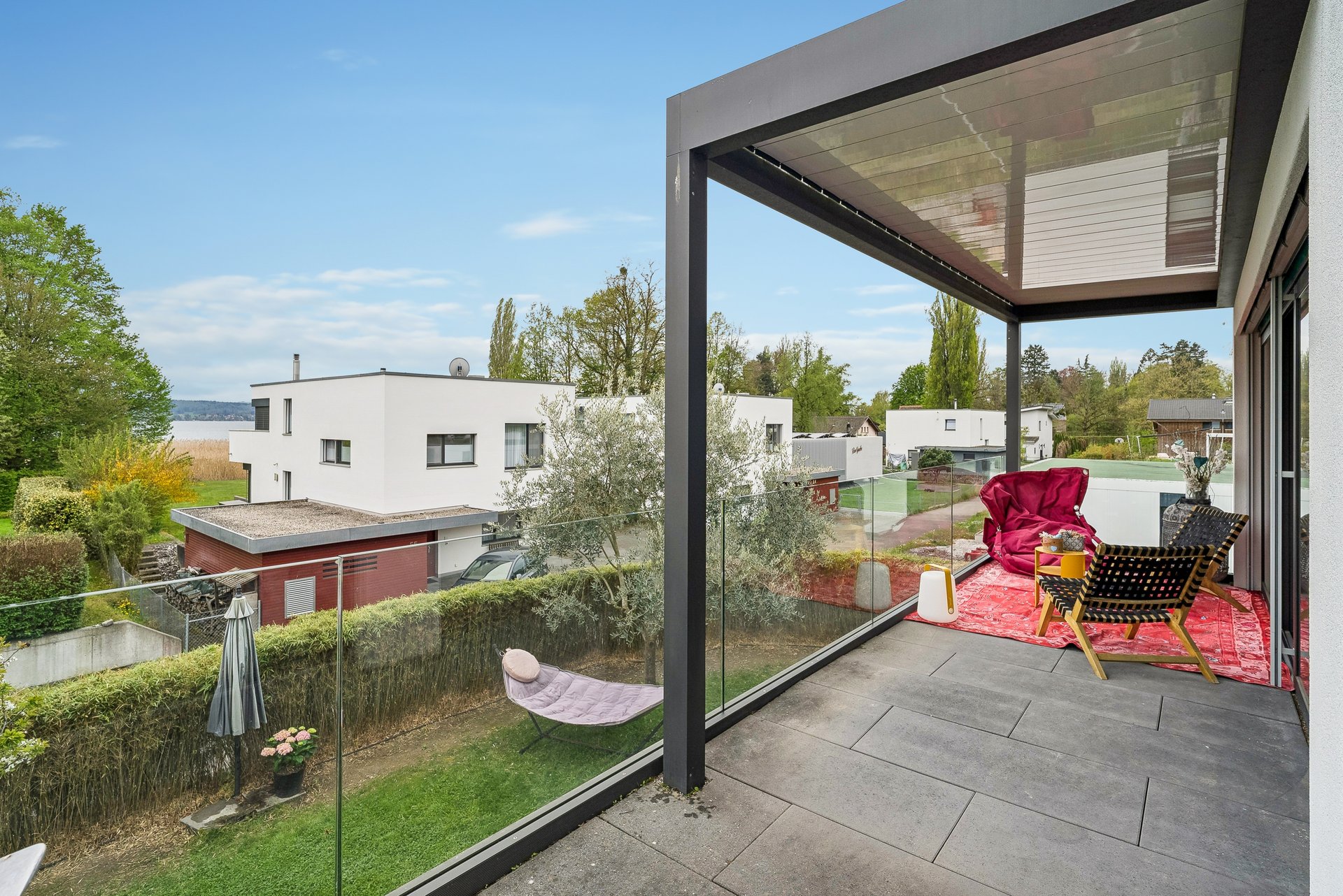 611367-A-backbonephoto-031