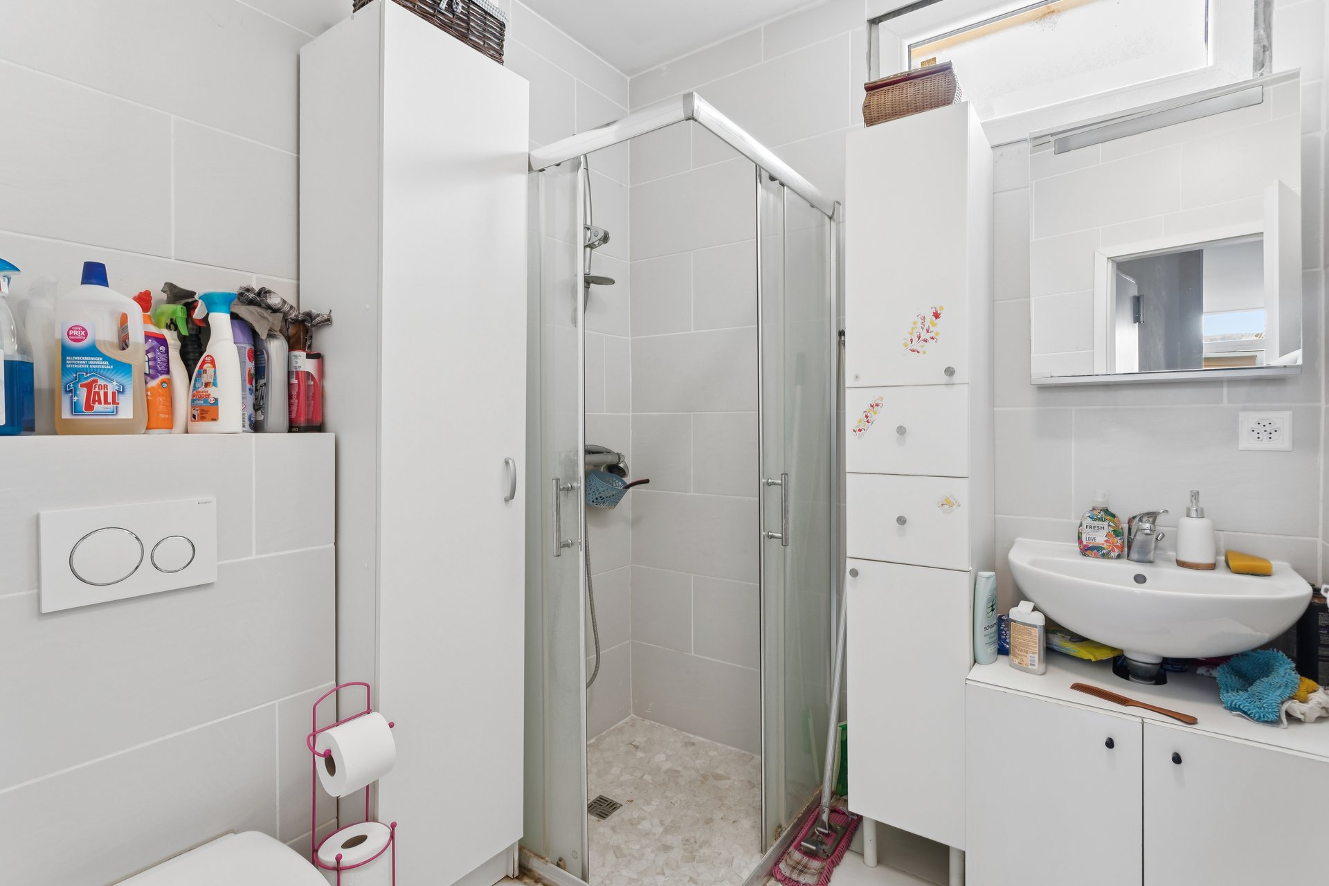 613384-A-backbonephoto-001