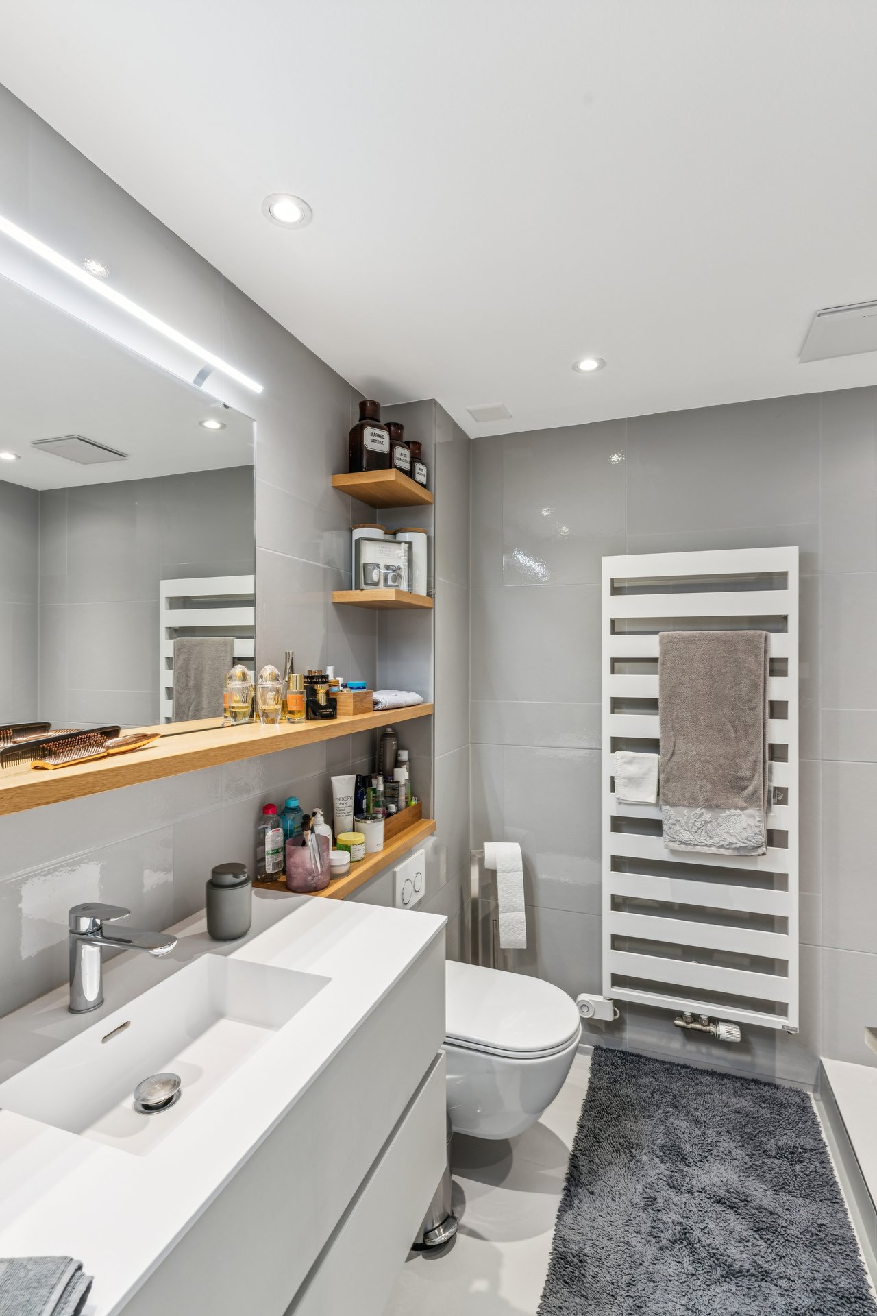 614085-A-backbonephoto-041_WEB