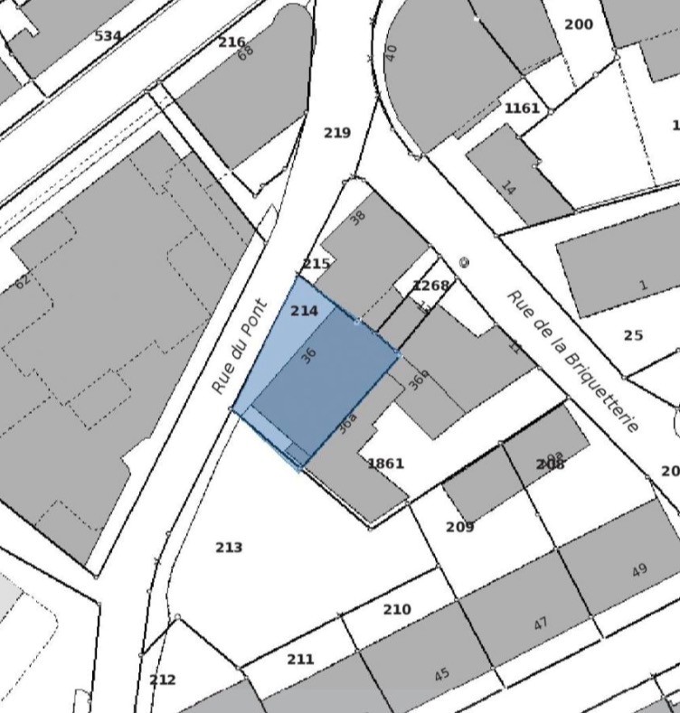 Immeuble de rendement mixte au centre ville