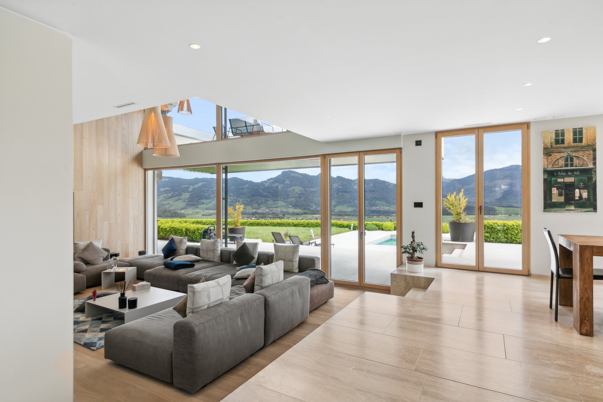 nuuzxcbmwa__backbone_502236-a_088_web