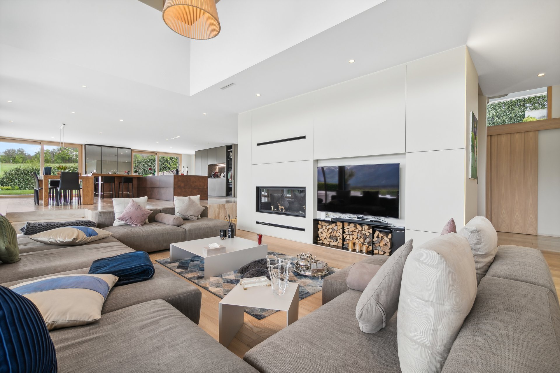 zmpbckthgv__backbone_502236-a_184_web