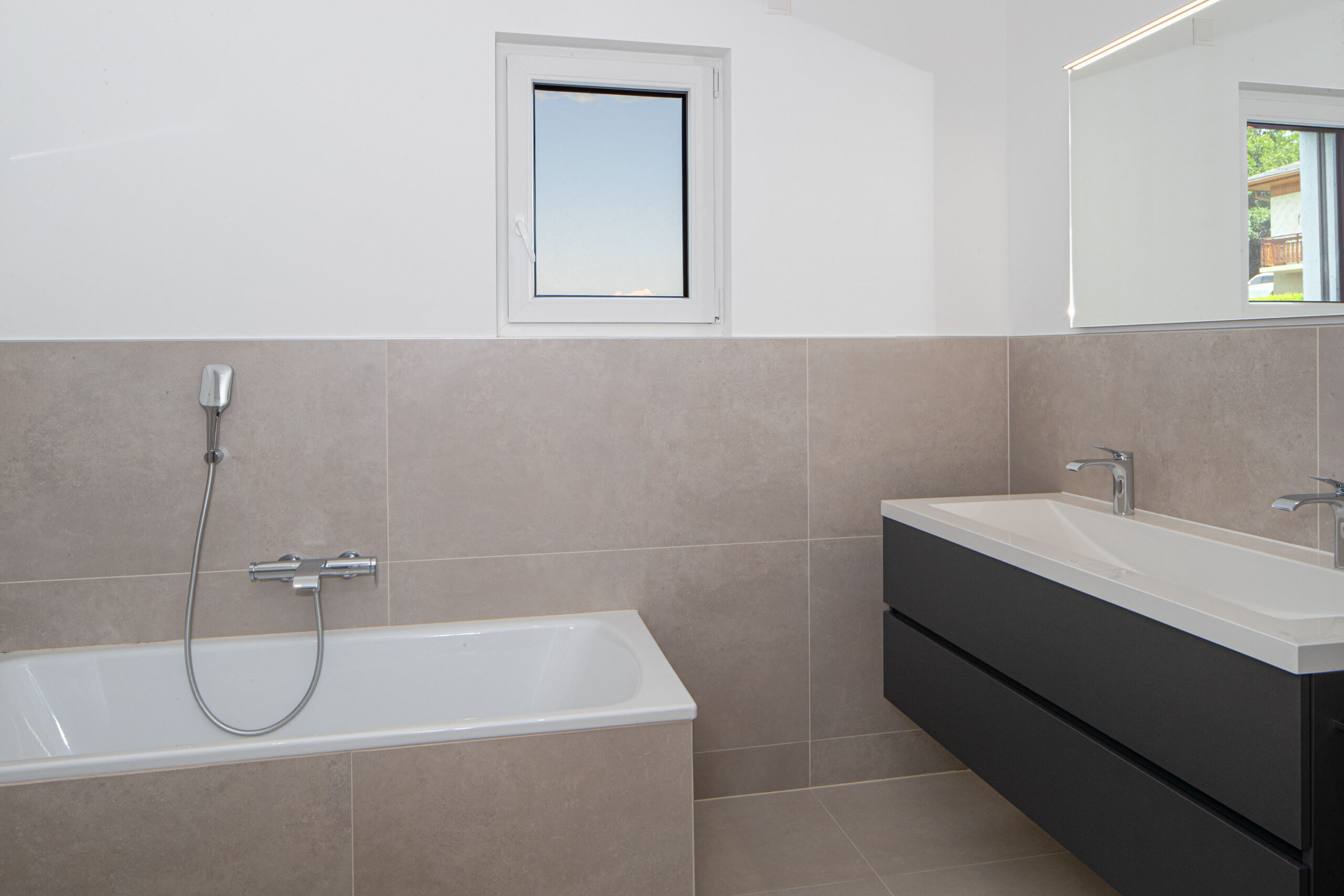 lgkoibkdck__salle-de-bain-chambre-3-etage-2-_1_