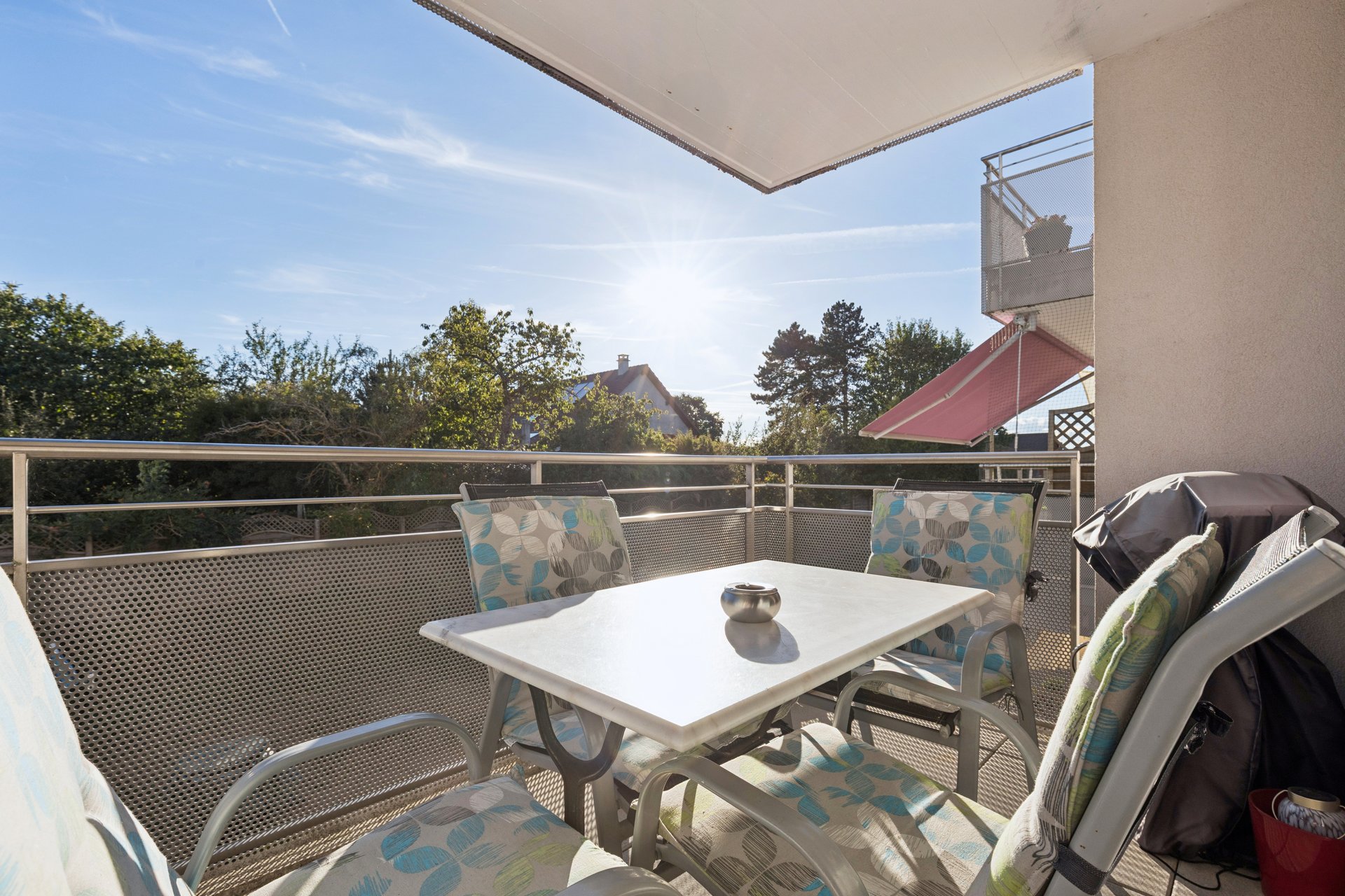 Appartement lumineux de 2,5 pièces avec balcon - Photo de présentation