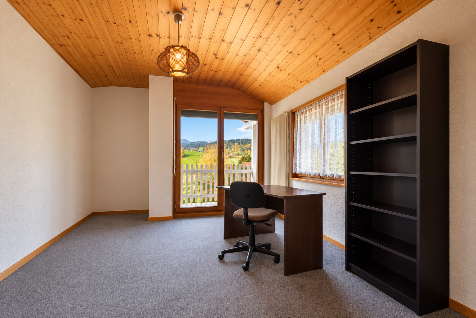 Bureau_chaleureux_avec_vue_champetre