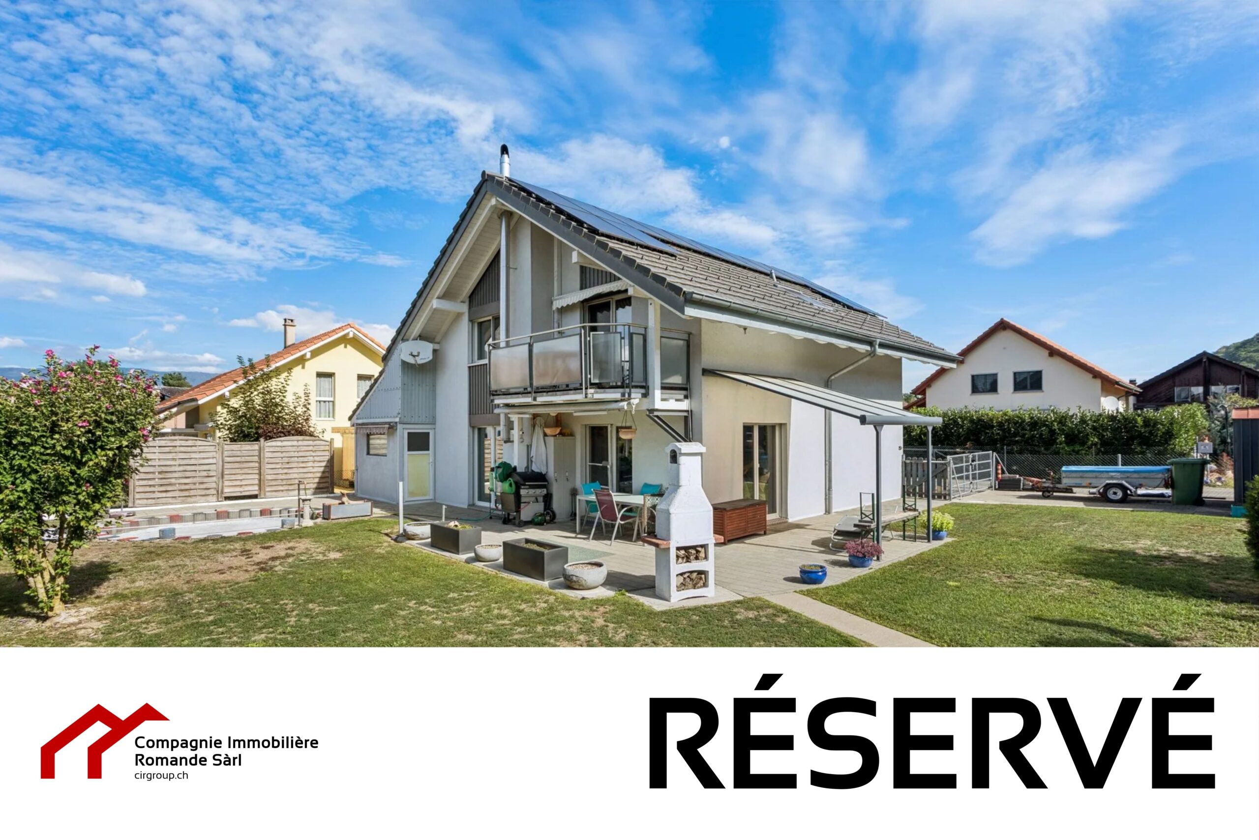 Maison individuelle avec 4 chambres à 300 mètres du lac de Neuchâtel - Photo de présentation