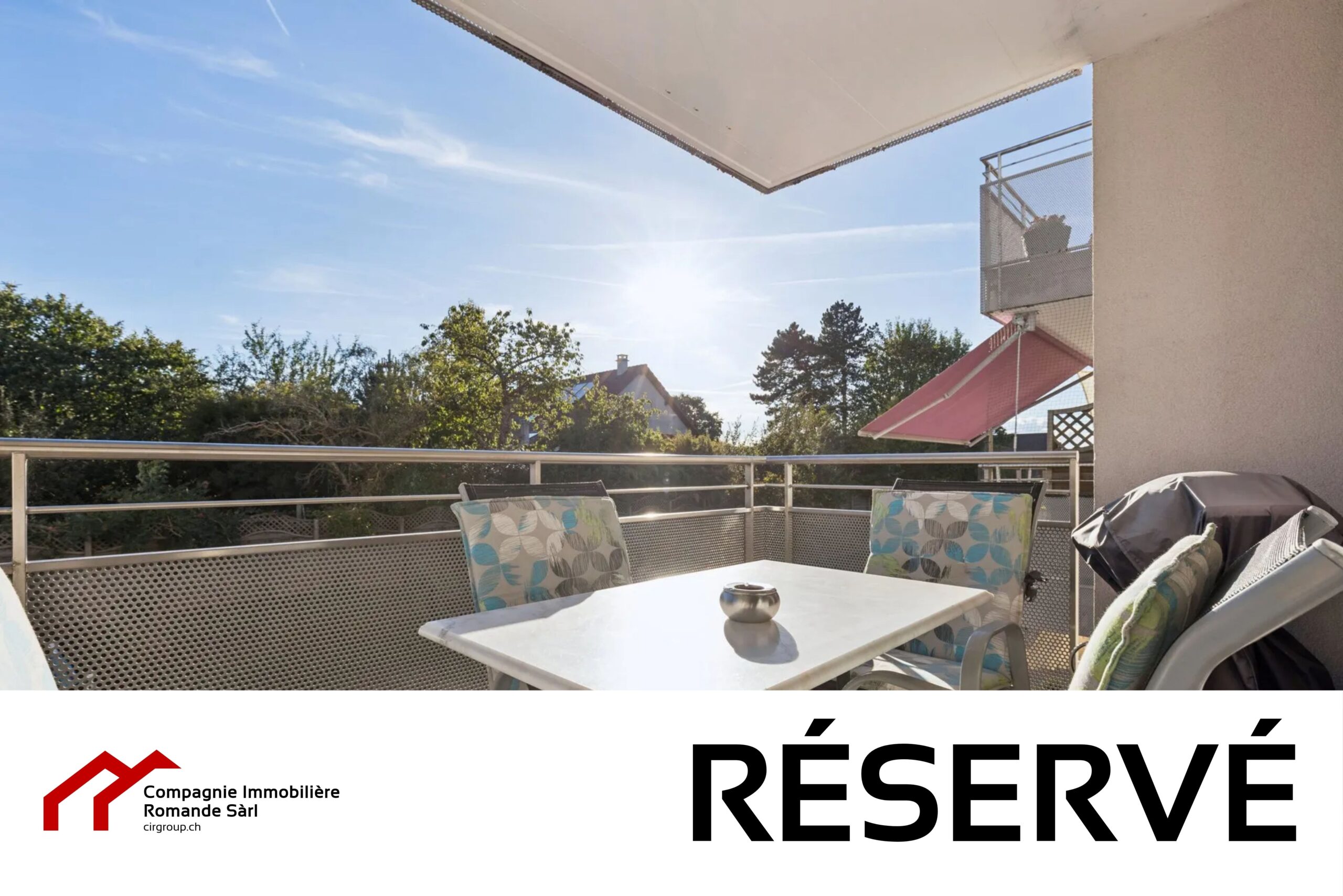 Appartement lumineux de 2,5 pièces avec balcon - Photo de présentation